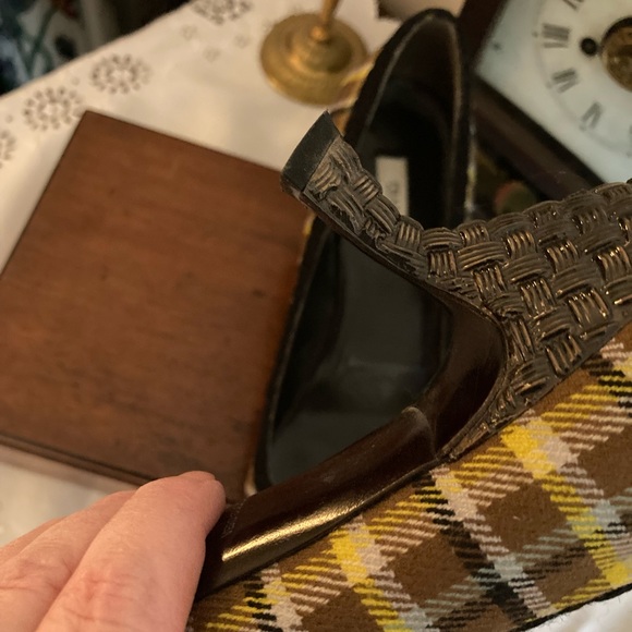 Prada Plaid Wool Embellished Pumps -Sz 8 - Picture 14 of 14